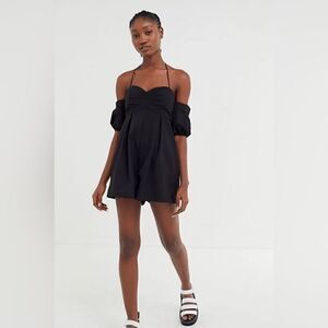 Urban Outfitters Cold Shoulder Halter Romper Size Small